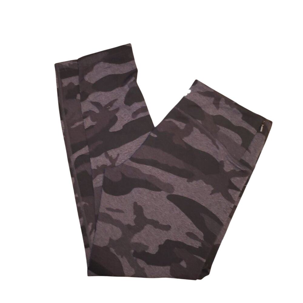 Tuff Athletics Camouflaged Print || Medium